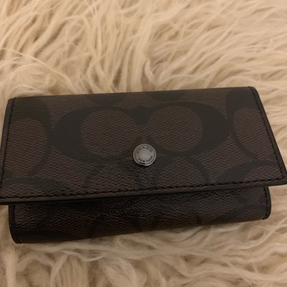 Coach Four Ring Key Case In Signature Canvas